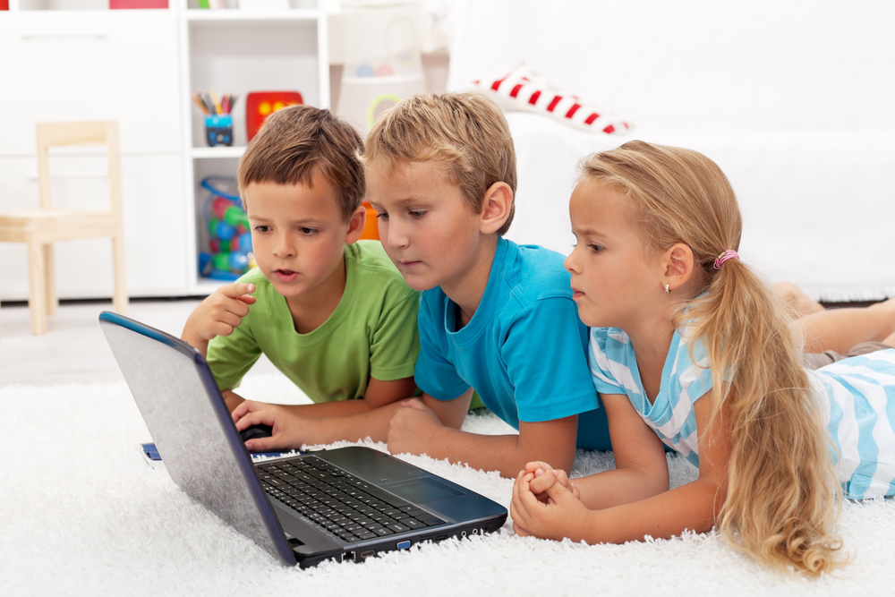 Дети в интернете: правила родительского контроля